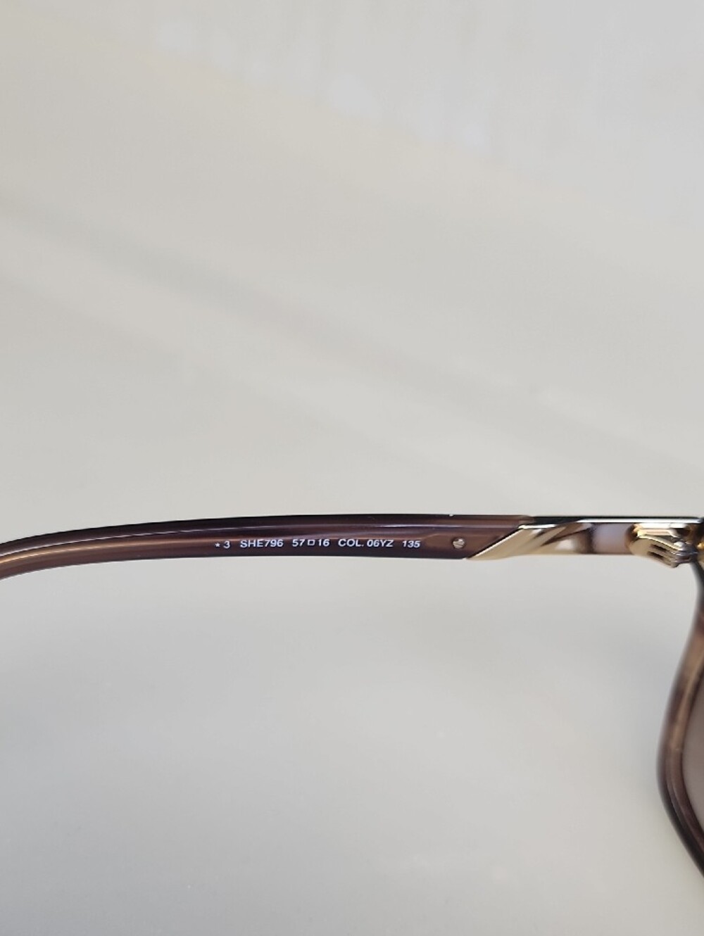 Carolina Herrera Brown Cat-Eye Sunglasses with Brown Lenses - Picture 3 of 16